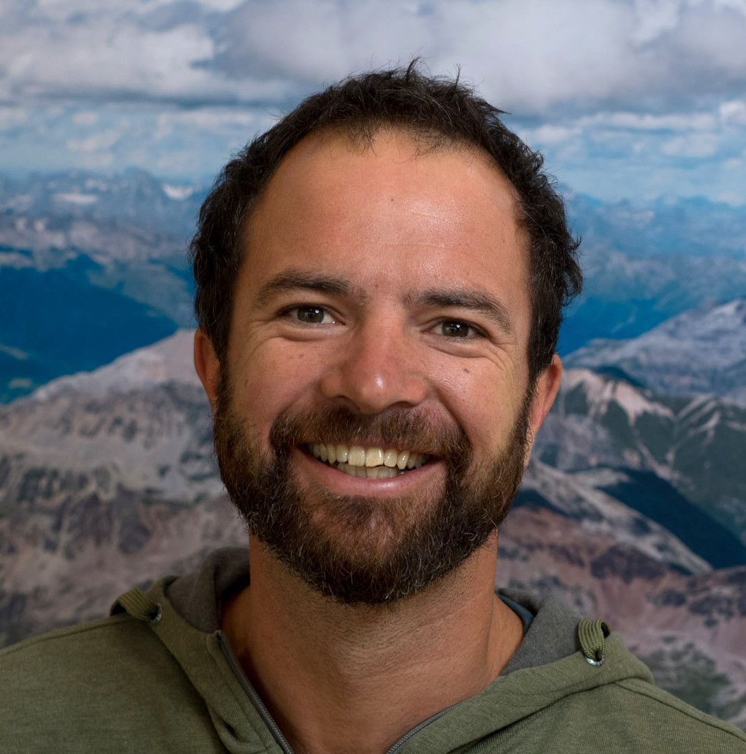 Portrait Andy älter.jpg