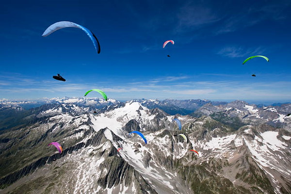 gleitschirm-disentis6-068-ms-5770.jpg