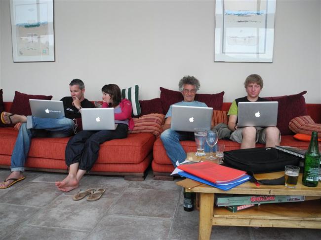 mac-front-lite.jpg