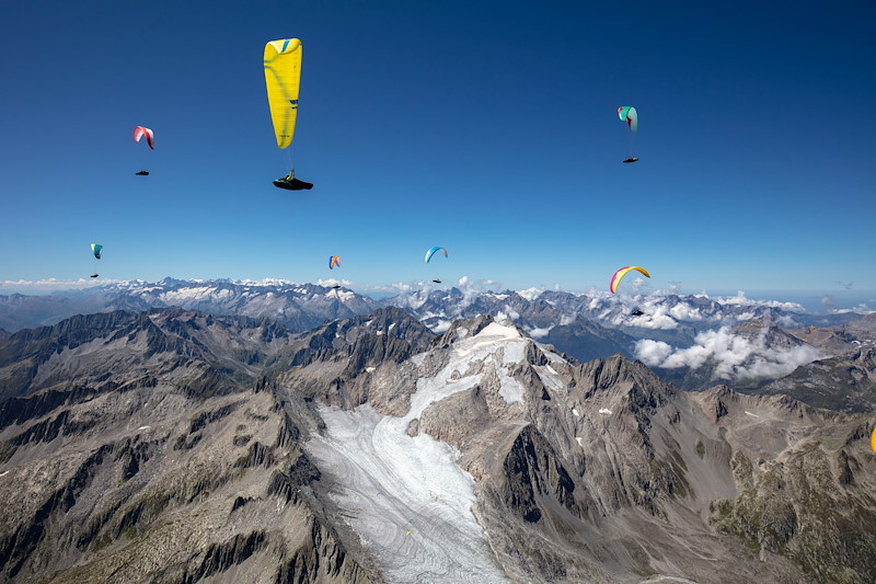 Paragliding-Disentis17-008.jpg