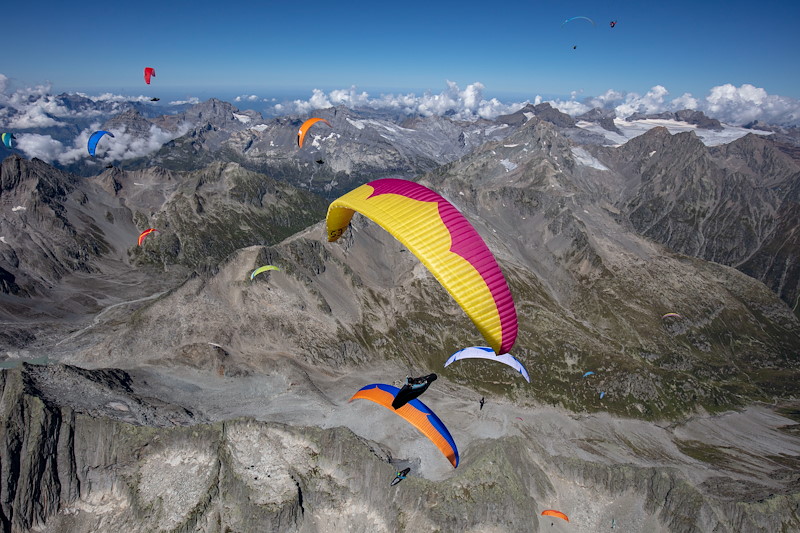 Paragliding-Disentis17-012.jpg
