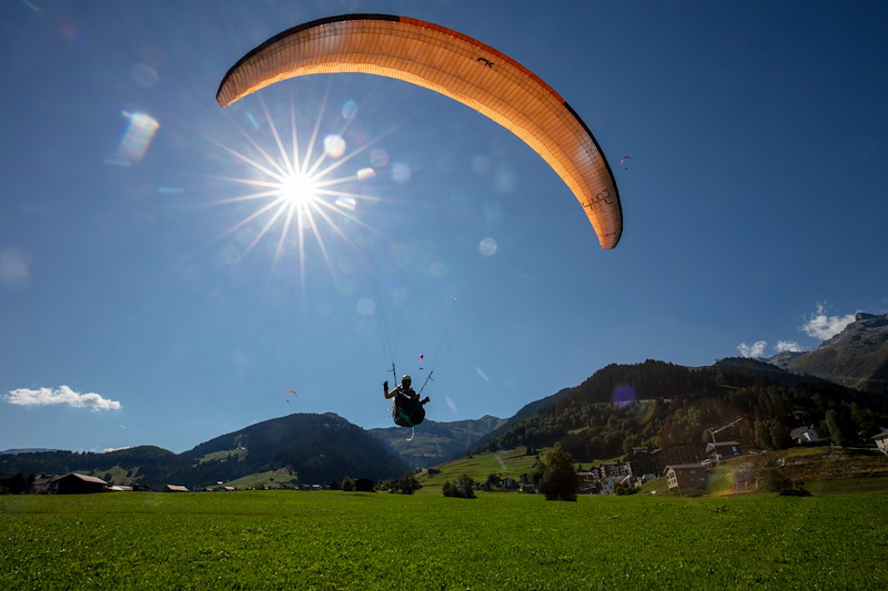 Paragliding-Disentis17-030.jpg