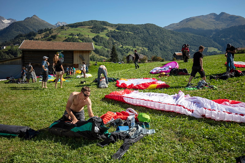 Paragliding-Disentis17-034.jpg