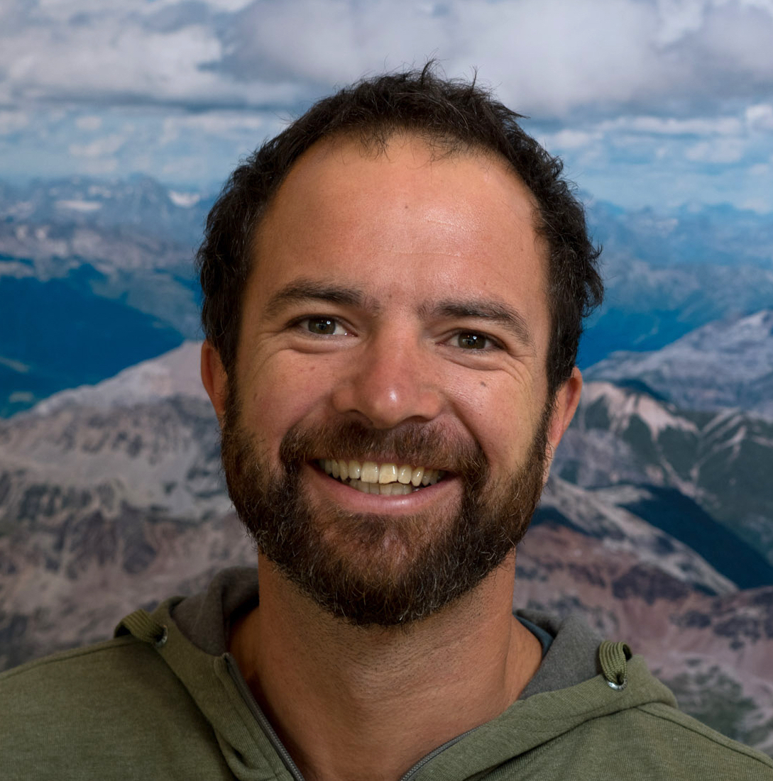 Portrait Andy älter.jpg